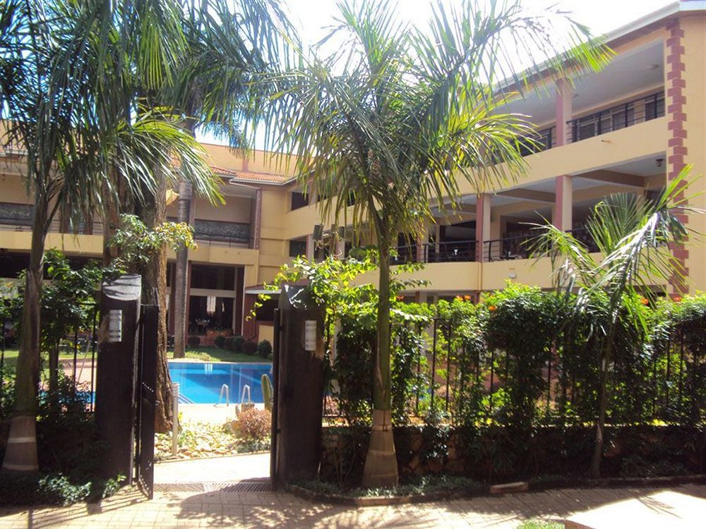 Silver Springs Hotel Kampala Ngoại thất bức ảnh