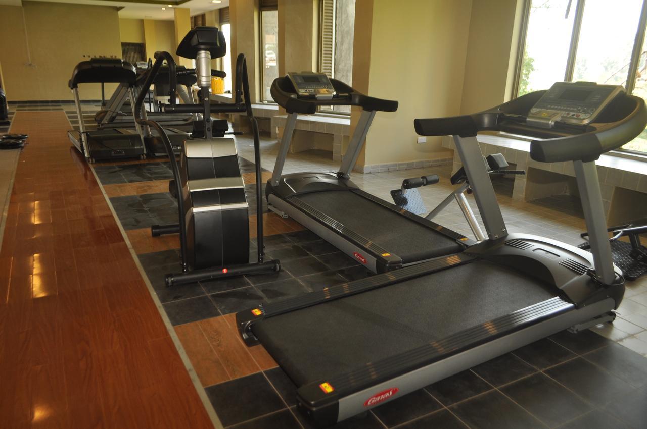 Silver Springs Hotel Kampala Ngoại thất bức ảnh