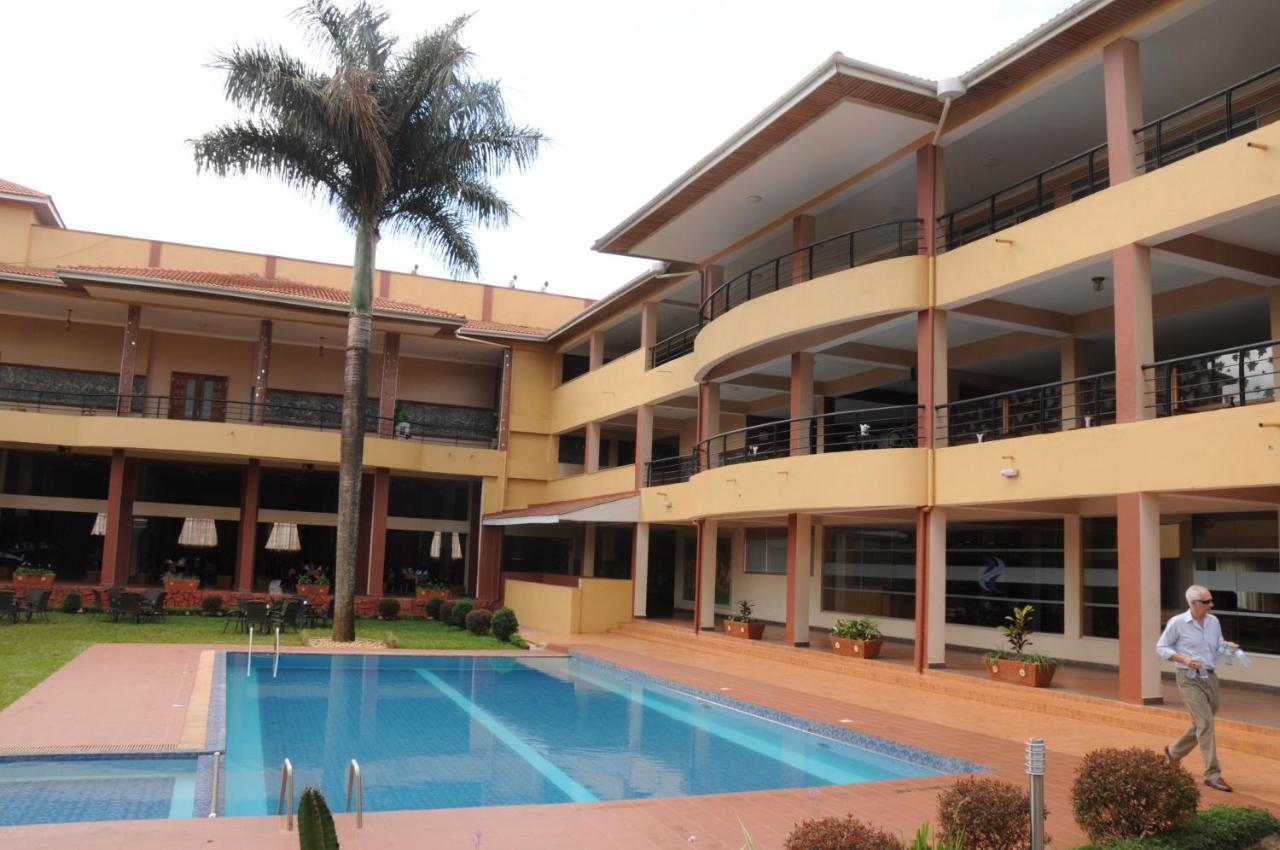 Silver Springs Hotel Kampala Ngoại thất bức ảnh