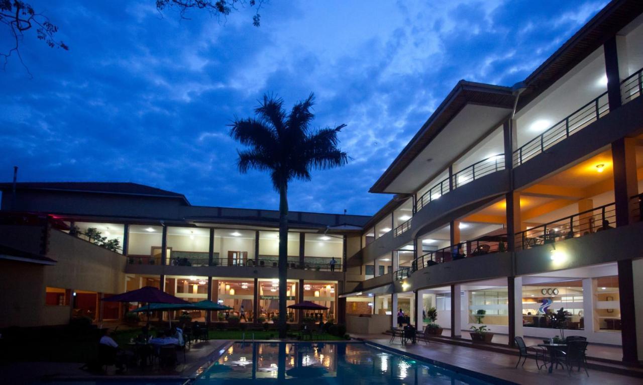 Silver Springs Hotel Kampala Ngoại thất bức ảnh