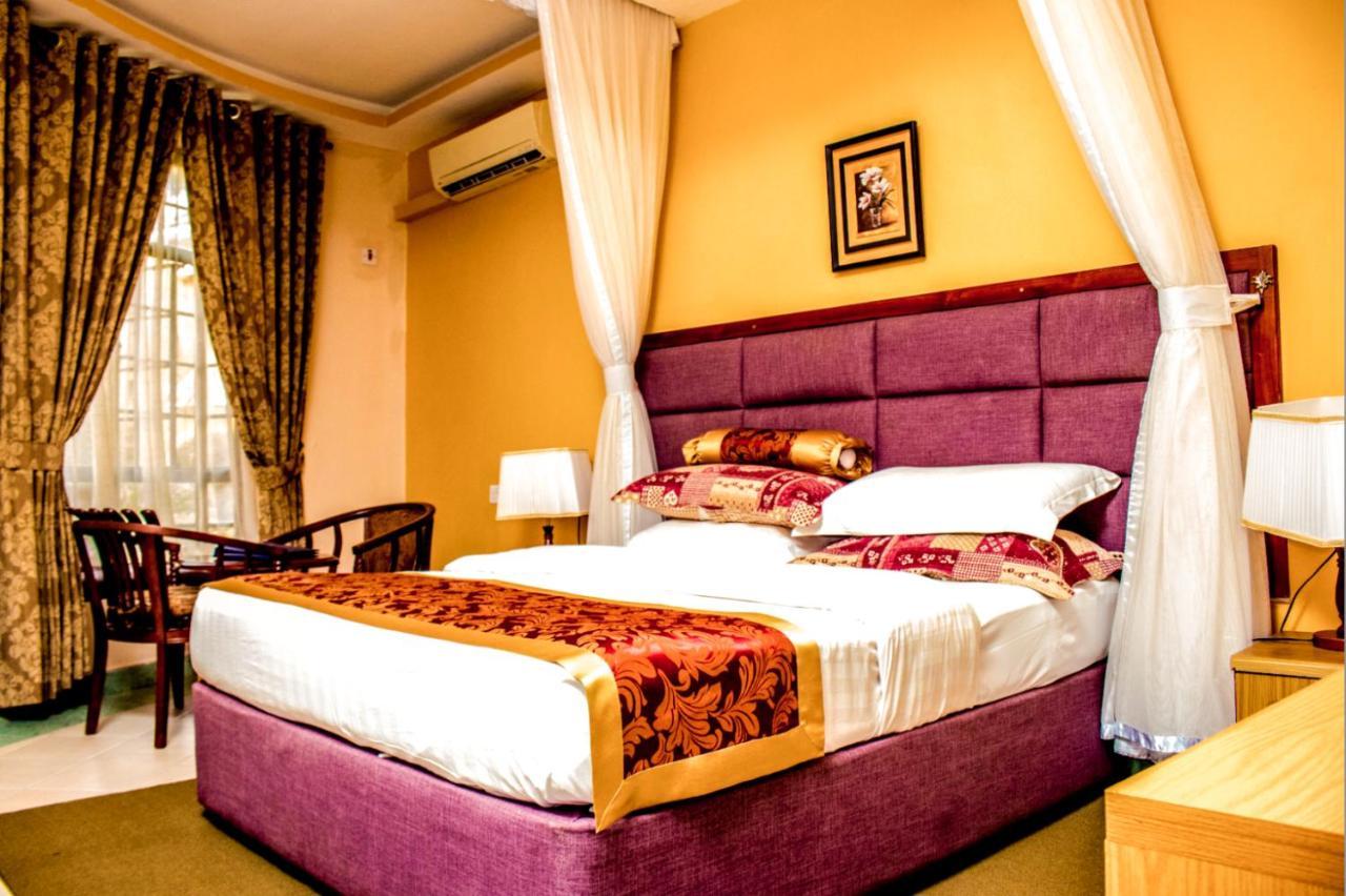 Silver Springs Hotel Kampala Ngoại thất bức ảnh