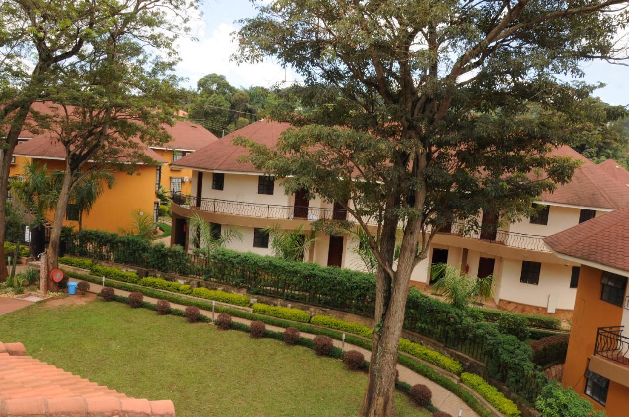 Silver Springs Hotel Kampala Ngoại thất bức ảnh